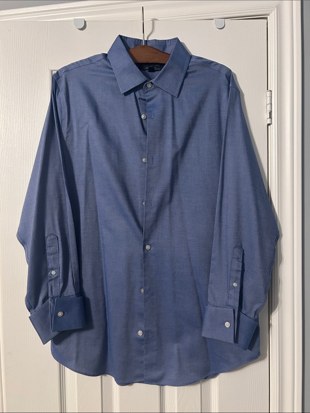Banana Replacement Men's Blue Dress Shirt L
